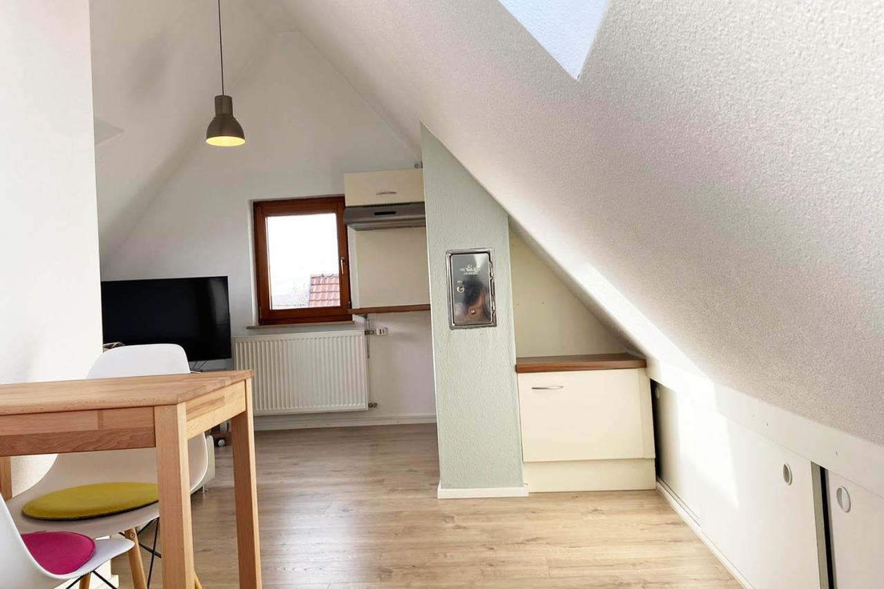 Gemuetliche 2 Zimmerwohnung Mit Tv Und Wlan 벤들링엔 암 넥카 외부 사진